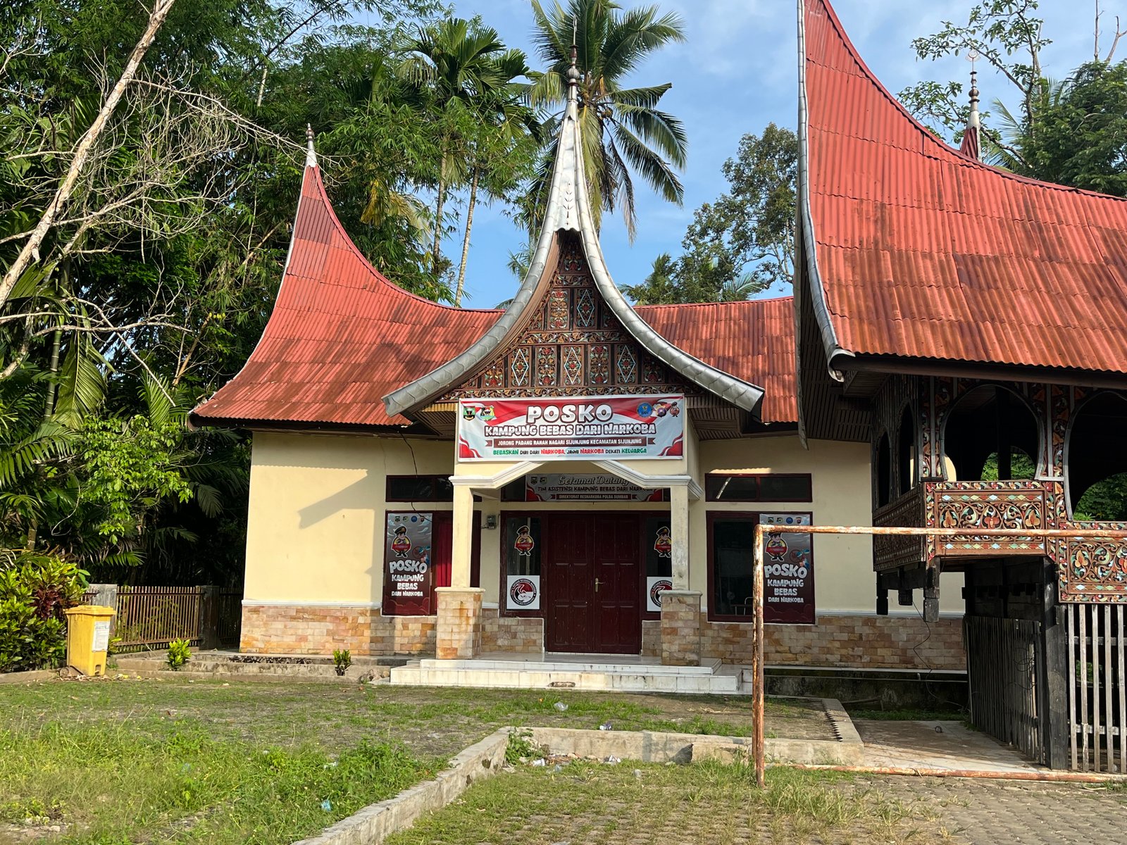 Balai adat nagari SIJUNJUNG