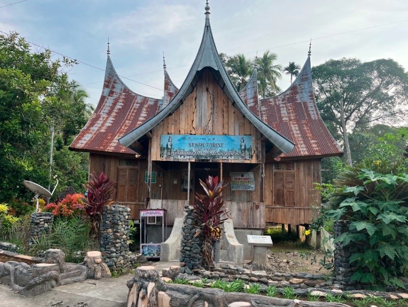 Sekretariat Desa Wisata Perkampungan Adat